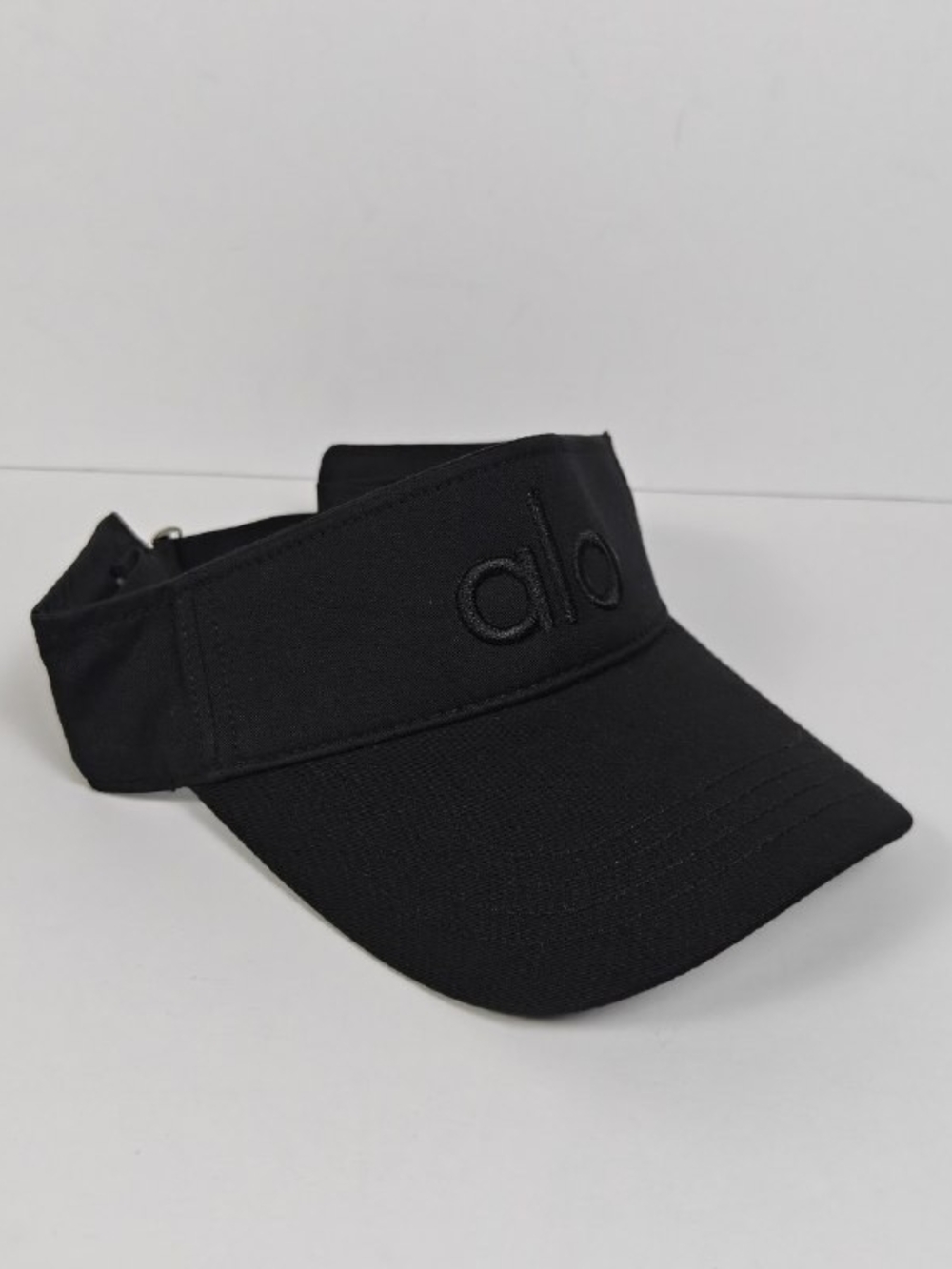 Alo Yoga Visor Black On Black Embroidered Logo
